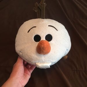 “frozen”  snowman.